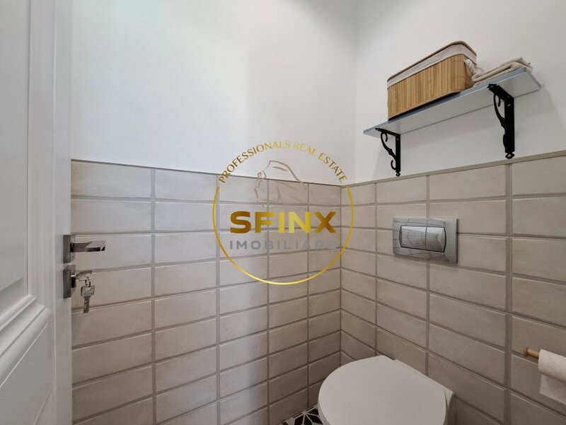 Spatiu comercial stradal