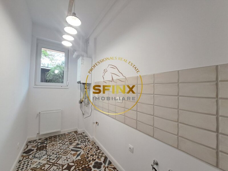 Spatiu comercial stradal